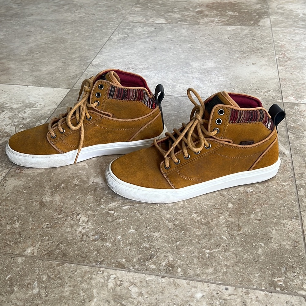 Vans Alomar 8.5 / 39 Spruce Yellow Suede ankle sneakers